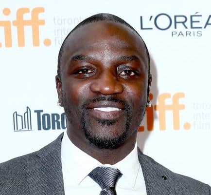 Akon Launches Solar Academy That Will Supply Electricity to 600,000,000 People in Africa