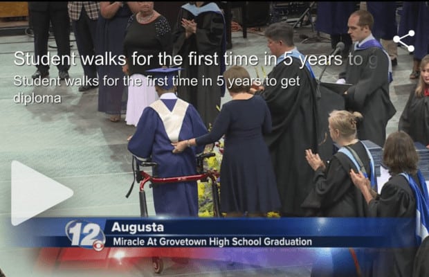 High School graduate walks for the first time in 5 years to get diploma