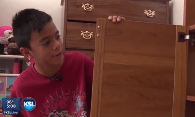 Utah Boy Surprised With Books After Asking Mail Carrier for Junk Mail to Read