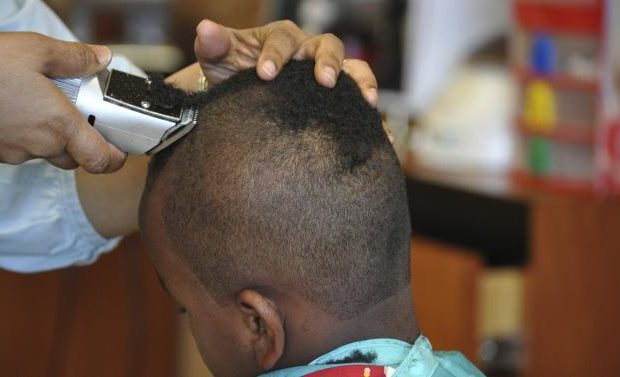 Iowa Barber Gave Free Back-to-School Haircuts to Kids as Long as They Read to Him